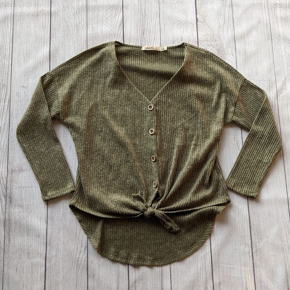 Liberty love green ribbed tie front top shirt soft